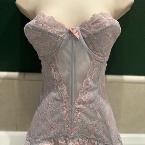 Elegant Lace Bustier in Gray and Pink
